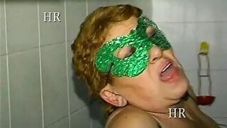 Unpublished Amateur Porn with 90s housewives #6