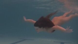 Beautiful exquisite body teen Natalia Kupalka swimming naked