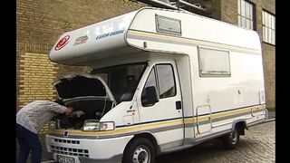 Geile Lehrerin im Wohnmobil gebumst Retro