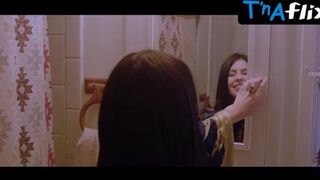 Cheyenne Alexsys Butt, Breasts Scene in Ring Of Desire
