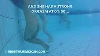 CHINESE GIRL HAS STRONG JET ORGASM