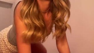 ?Your step-sis makes your dick hard, how strange? - Lily Phillips p7vzzoy