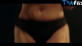 Tatyana Kotova Butt, Breasts Scene in Ya Budu Silney