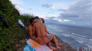 Caught man having sex with hot blonde on the beach in Itanhaém