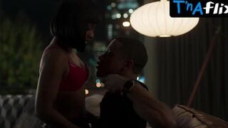 Tetona Jackson Underwear Scene in Boomerang