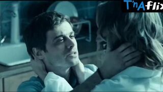 Svetlana Limper Sexy Scene in Interny