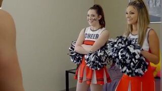 Cheerleader stepsis fucked during cheer practise