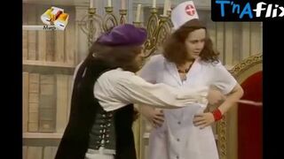 Olga Shelest Sexy Scene in Slava Bogu, Ty Prishel!