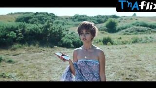 Lyna Khoudri Butt Scene in The Empire