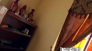 Mofos - Kira Kennedy's booty call