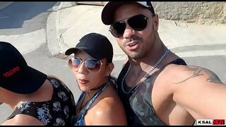 Ksal hot goes to the beach to enjoy a lual, and ends it all with a lot of bitching and gang bang, arriving at home the naughty Danny hot asked for more dick in your ass, and takes another friend