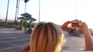 Amateur lesbians go back to the house to mess around