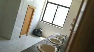 Chinese Girls Go To Toilet.308
