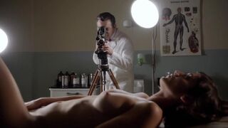 Lizzy Caplan - Masters of Sex s01e09 (2013)