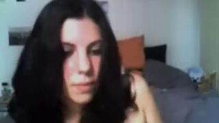 teen pusy play on cam