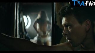 Irina Starshenbaum Butt, Breasts Scene in Chyornaya Voda