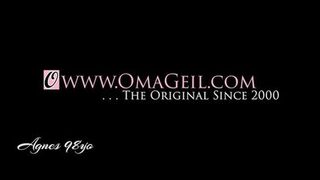 OmaGeiL Nearly Hundred Years Old Grandma Naked (Marcia Mia)