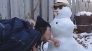 Teen gets screw be a Snowman