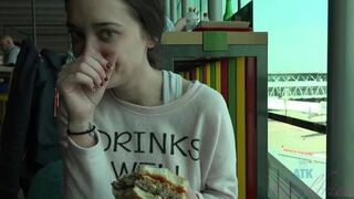 Teen girl Gia