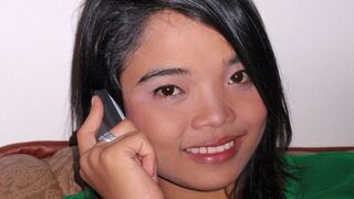 Baby face Thai girl short time