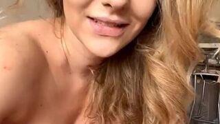 Blonde with bootie oil show masturbation (Blue eyes, Blue Eyes)
