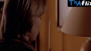 Bridgette Wilson Sexy Scene in Last Action Hero