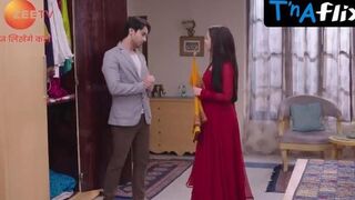 Chahat Pandey Sexy Scene in Hamari Bahu Silk