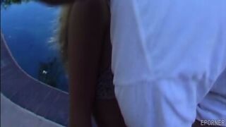 Young Girlfriend Suck Dick At The Pool