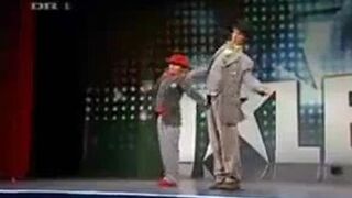 Best Robot Dance Ever_(360p)