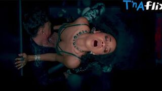 Siena Kelly Sexy Scene in Domino Day