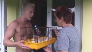 Young dude fucking his mature neighbour