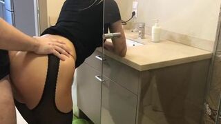Honey takes a dick in Shower (Real Couple)