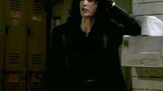 Andrea Thompson Sexy Scene in Nypd Blue