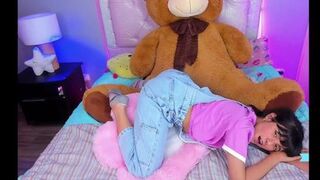 cute handjob by south american girl