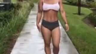 R0$$1 (Queen booty)