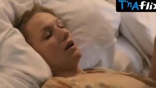 Tova Magnusson-Norling Underwear Scene in Knulltradet