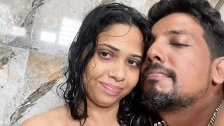 FIRST TIME SECRETLY CAUGHT MUMBAI STEPSISTER BATHING