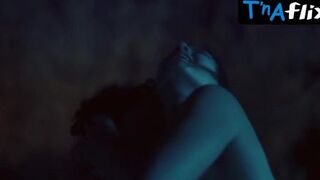 Grazyna Sobocinska Sexy Scene in Motyw