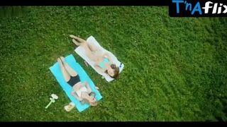 Elizaveta Kononova Sexy Scene in Zakon Kamennykh Dzhungley
