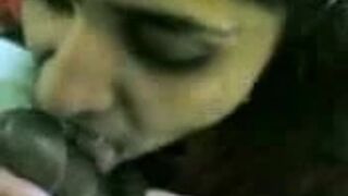 mallu girl giving blowjob and making him cum