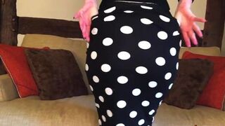 Dirty talk and fingering with mature Red XXX