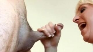 Emilianna spreads her wet tight pussy really close and gets fucked