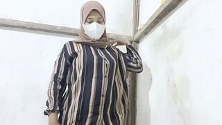 Viral!! Beautiful Teacher Is Masturbating