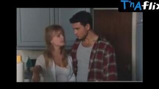 Tina Obrien Sexy Scene in Coronation Street