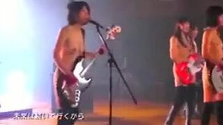 idols desnudas