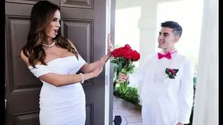 Guy Gave Sexy MILF Flowers And Fucked Her Hairy Pussy