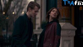 Natalia Tena Sexy Scene in Borderline