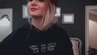 Cute College Chick Doing What College Chicks Do The Best....
