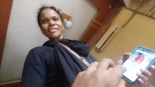 Apne kam wali ke sath mein sex karne Lag Gaye