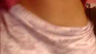 Teen cutie shows her pretty tits